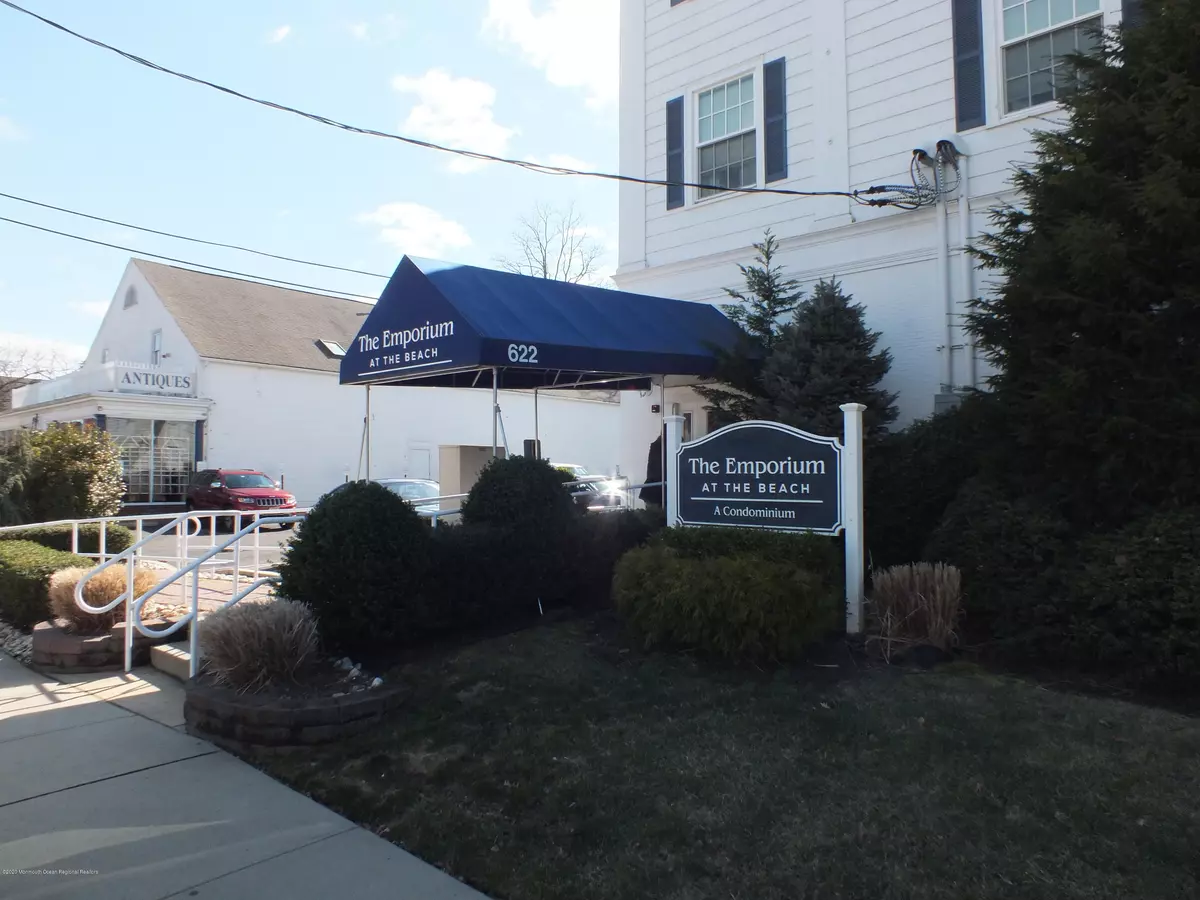 Point Pleasant Beach, NJ 08742,622 Trenton Avenue #202