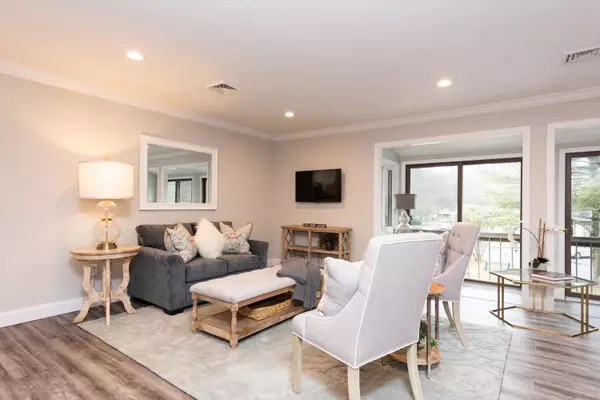 Red Bank, NJ 07701,52 Medford Court