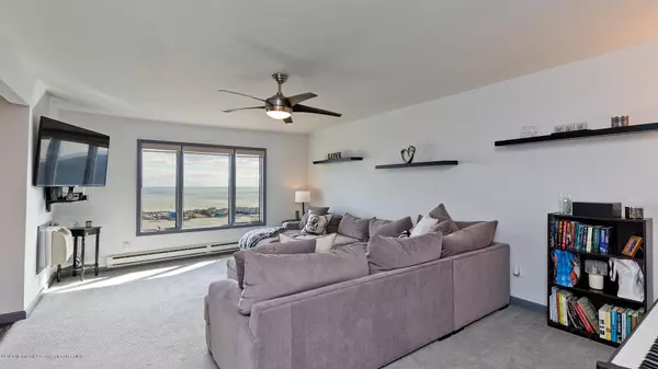 Highlands, NJ 07732,15 Twinlights Court