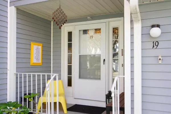 Little Silver, NJ 07739,19 Whitesands Way