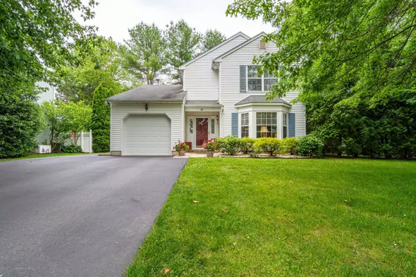 62 Meadow Drive, Shrewsbury Boro, NJ 07702