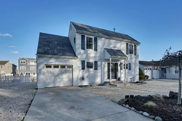 88 Moorage Avenue, Bayville, NJ 08721