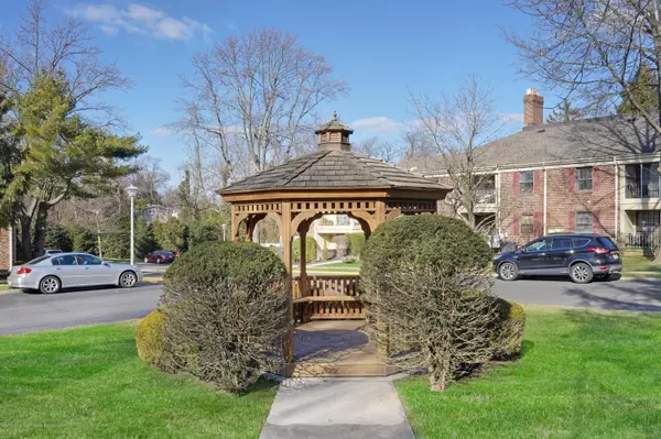 Wall, NJ 07719,1838 State Route 35 #58