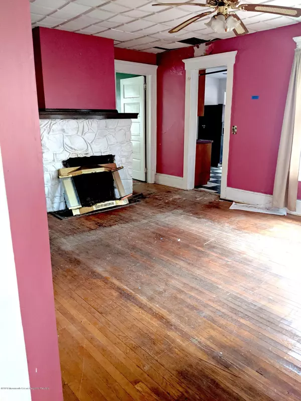 Point Pleasant Beach, NJ 08742,408 River Avenue