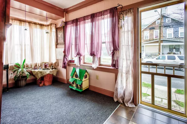 Hamilton, NJ 08629,11 Charlotte Avenue