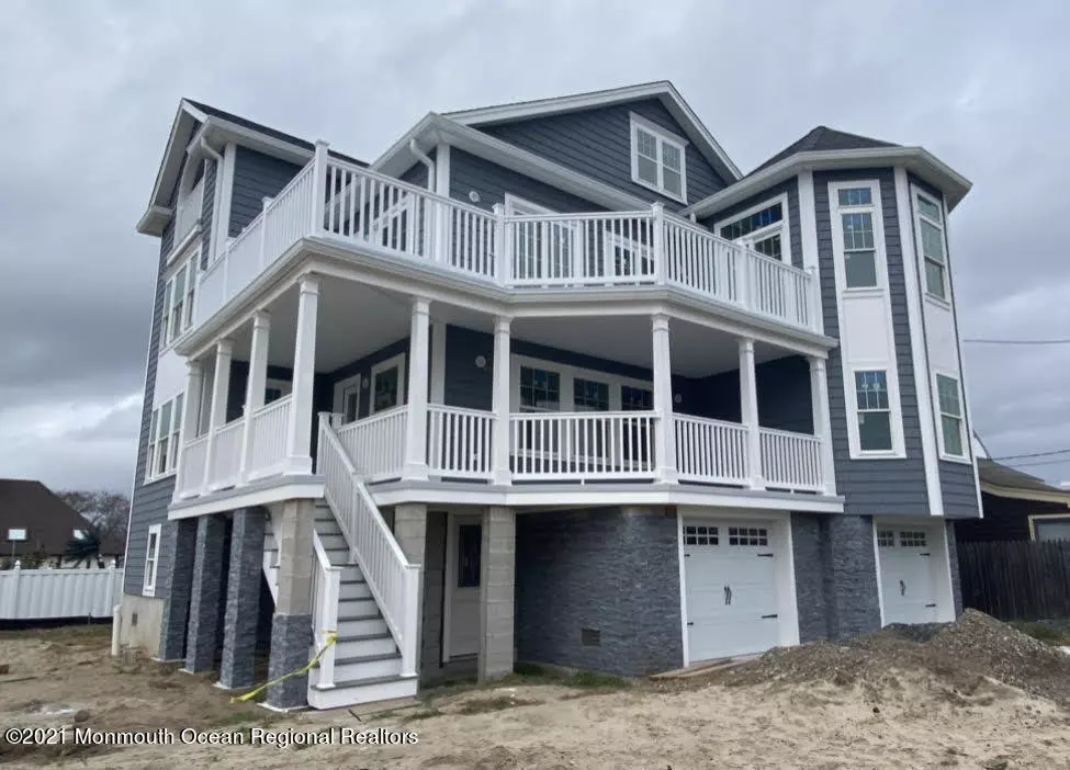 Point Pleasant Beach, NJ 08742,1105 Ocean Avenue