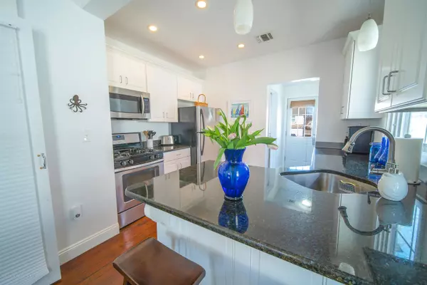 Highlands, NJ 07732,22 Cornwall Street