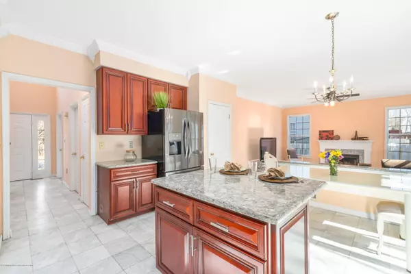 Matawan, NJ 07747,2 Kara Court