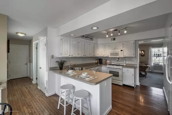 Jackson, NJ 08527,28 Wendy Court