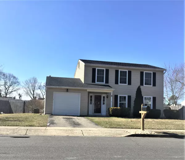 3 Mendon Drive, Howell, NJ 07731