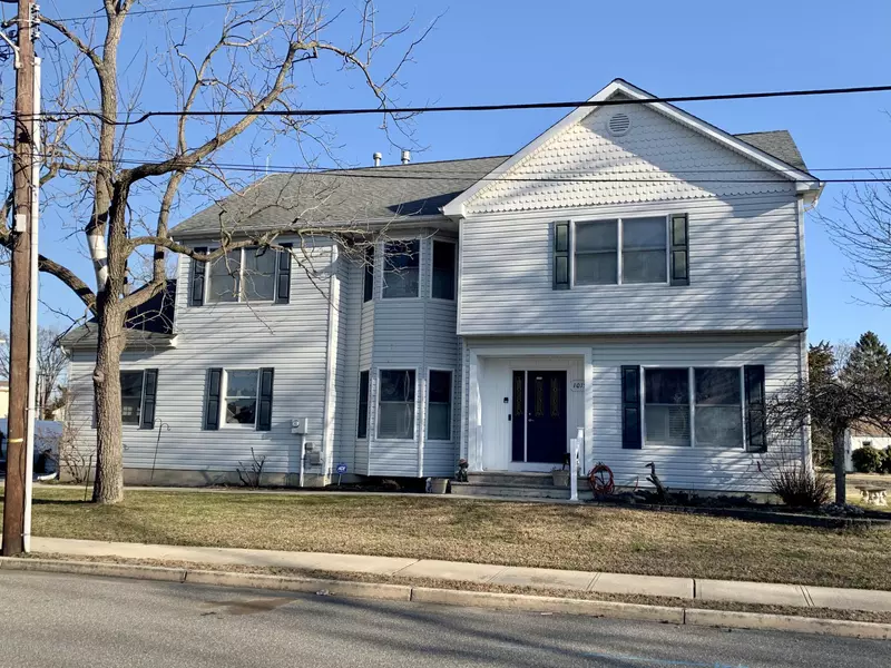 1015 Maple Avenue, Point Pleasant, NJ 08742