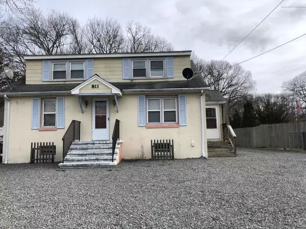 811 N Main Street, Lanoka Harbor, NJ 08734