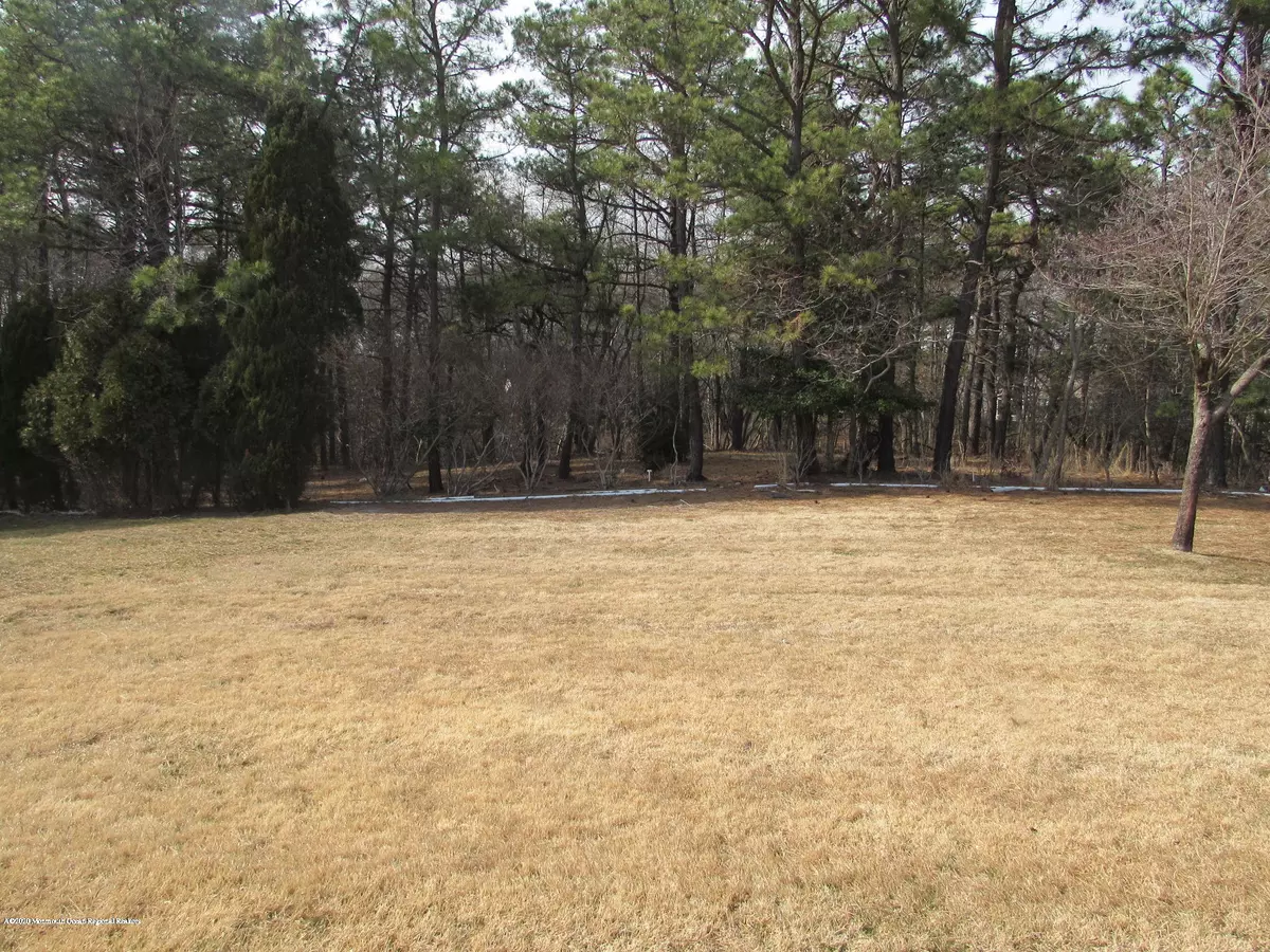 Toms River, NJ 08757,124 Paradise Boulevard