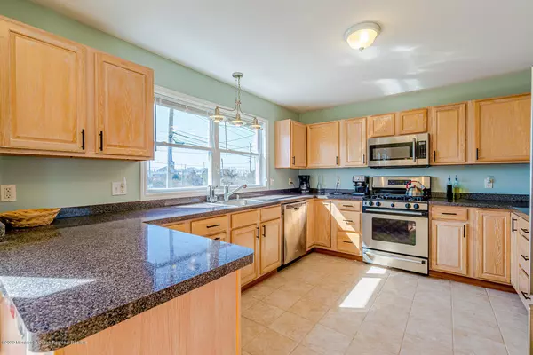 Stafford, NJ 08050,2556 1st Avenue
