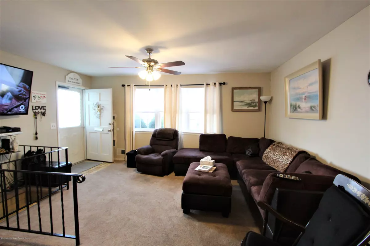 Matawan, NJ 07747,9 Hawaii Court