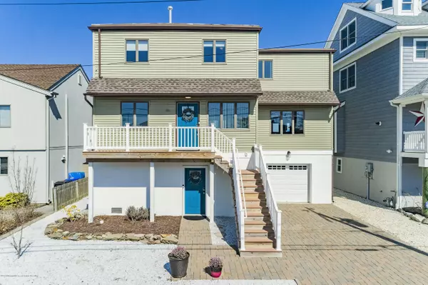 Lavallette, NJ 08735,446 Tamiami Drive