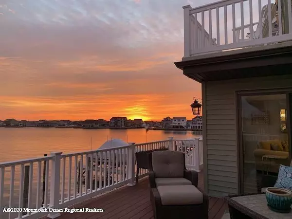 Lavallette, NJ 08735,446 Tamiami Drive