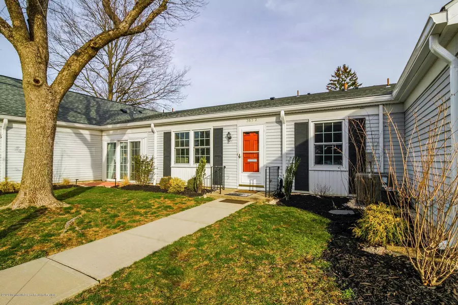 365 Old Nassau Road, Monroe, NJ 08831