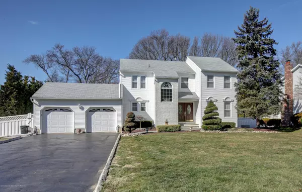 Manalapan, NJ 07726,9 Brookwood Lane