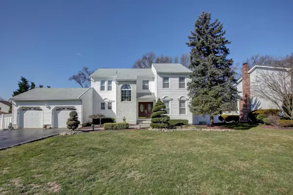 9 Brookwood Lane, Manalapan, NJ 07726