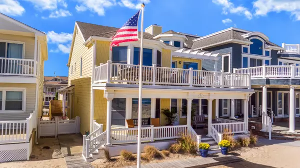 Manasquan, NJ 08736,385 Beach Front