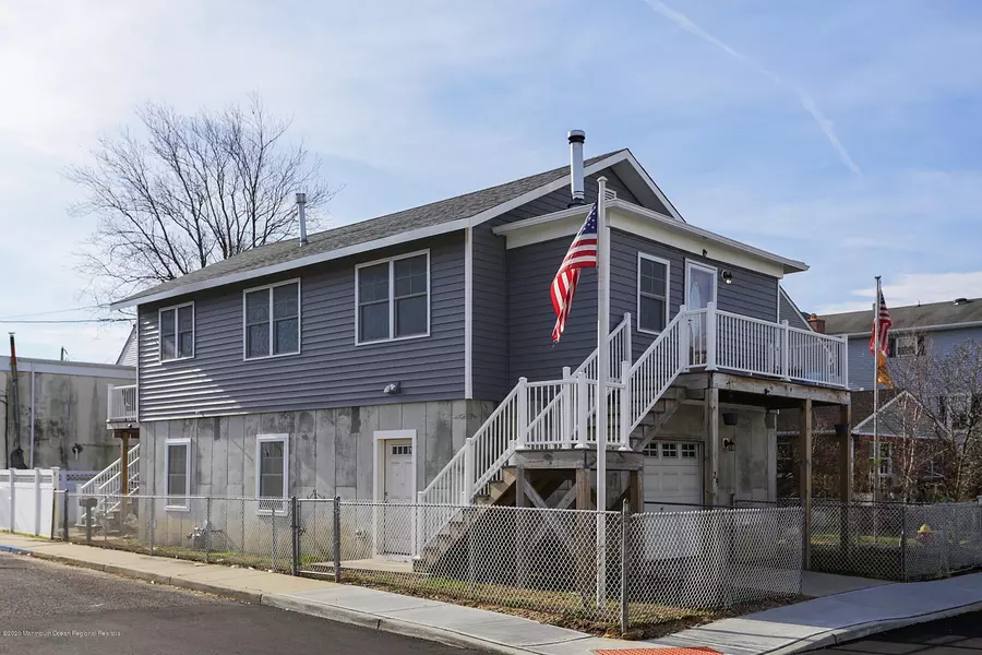 29 Cornwall Street, Highlands, NJ 07732