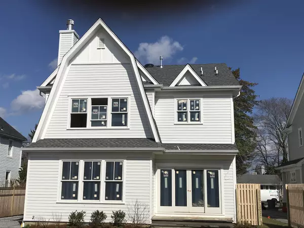 Rumson, NJ 07760,18 Center Street