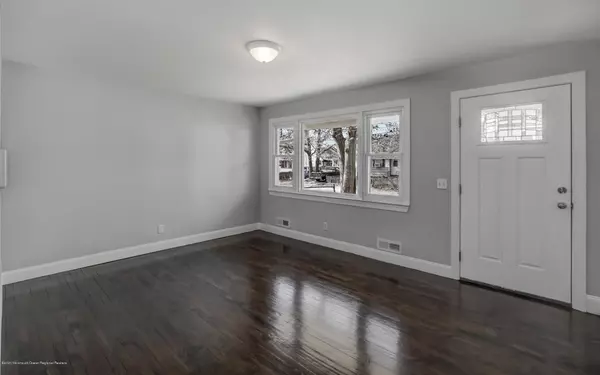 Brick, NJ 08724,13 Hoover Drive