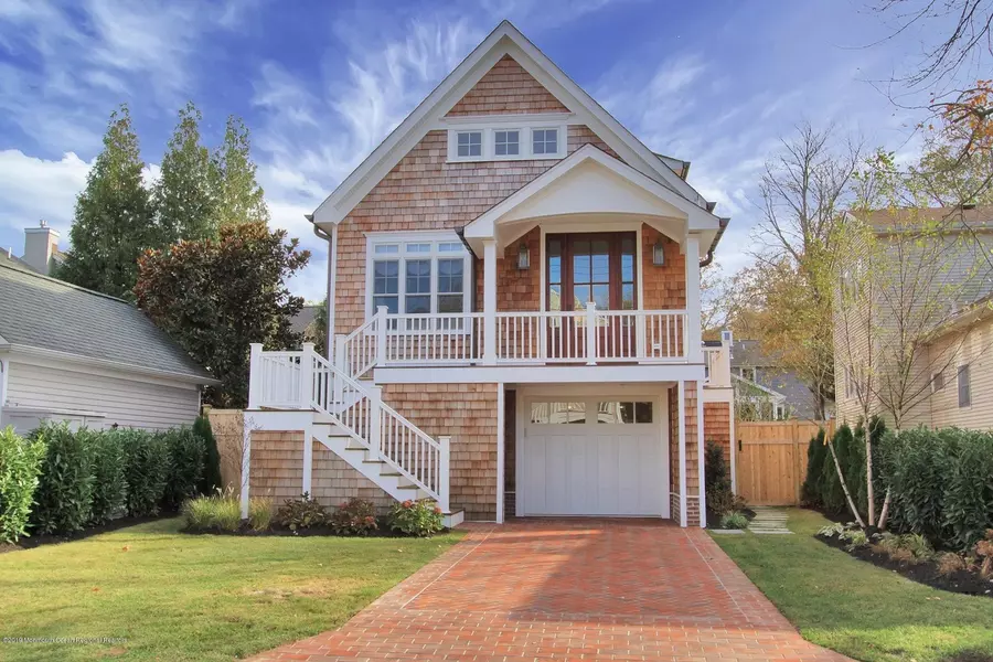 20 Maplewood Avenue, Rumson, NJ 07760