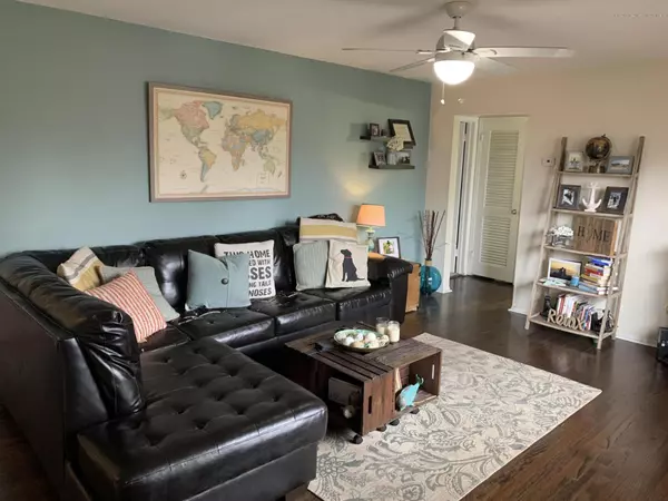 24 King James Lane, Atlantic Highlands, NJ 07716