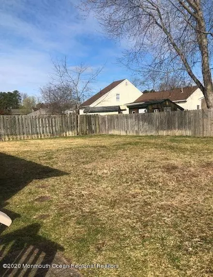 Manahawkin, NJ 08050,1038 Midship Avenue