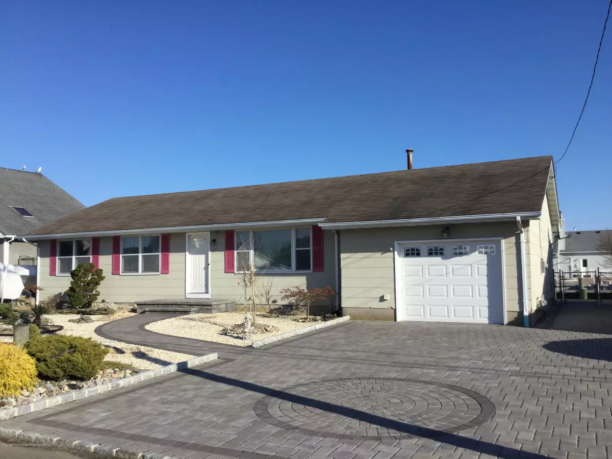 Forked River, NJ 08731,839 Wave Drive