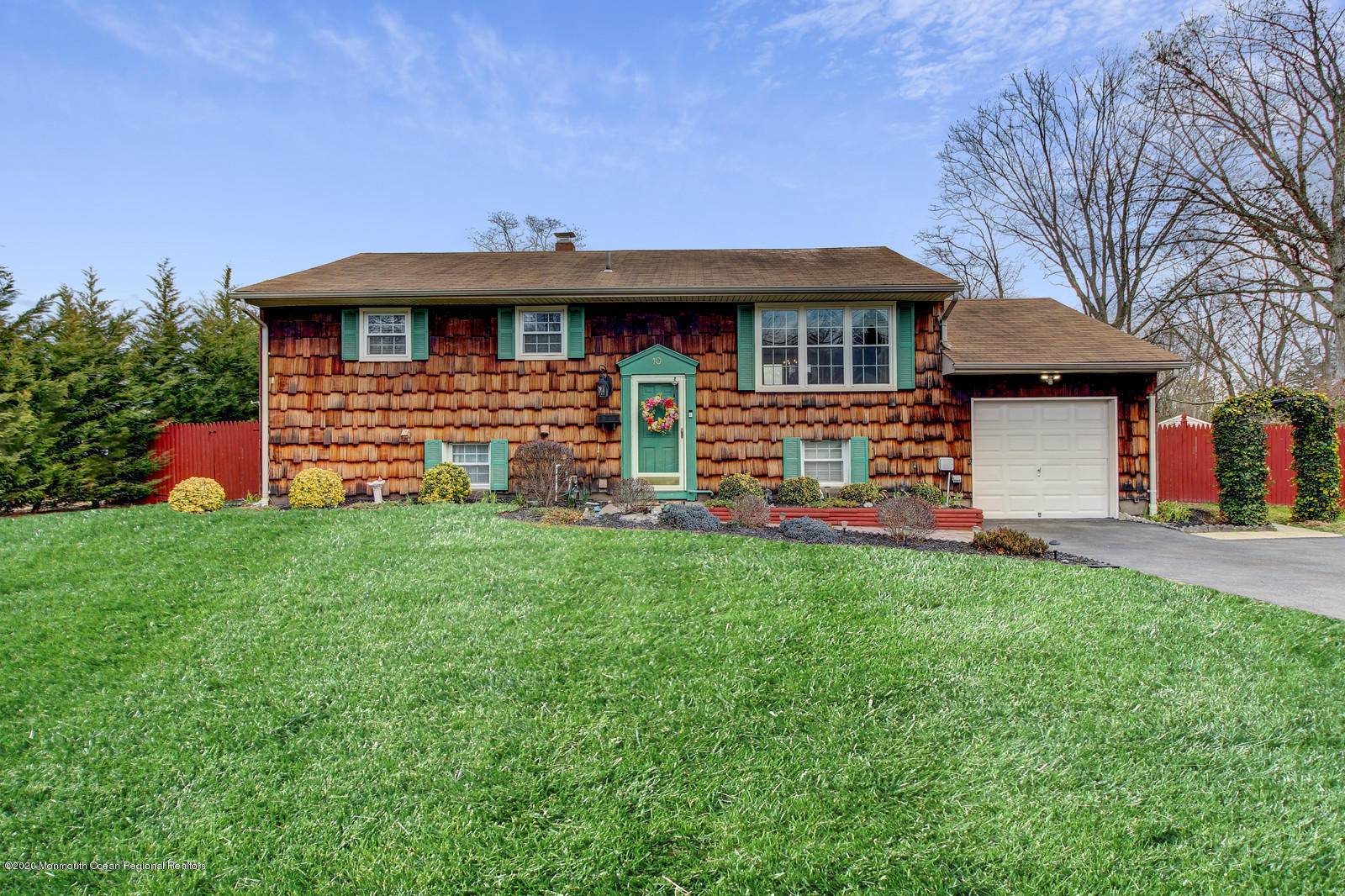 10 Salem Hill Road, Howell, NJ 07731
