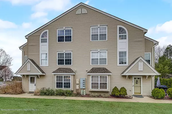 Tinton Falls, NJ 07712,34 Dover Court