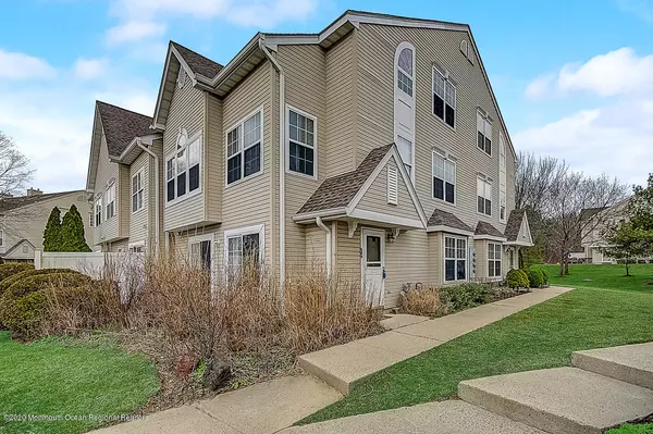 Tinton Falls, NJ 07712,34 Dover Court