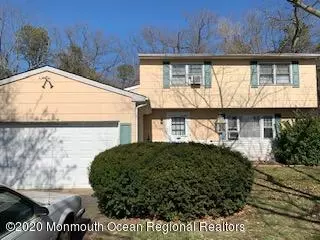 1060 Dell Street, Toms River, NJ 08755