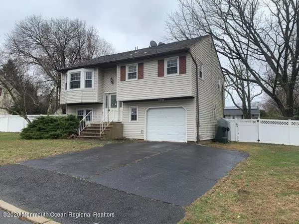 Hazlet, NJ 07730,28 Maple Drive