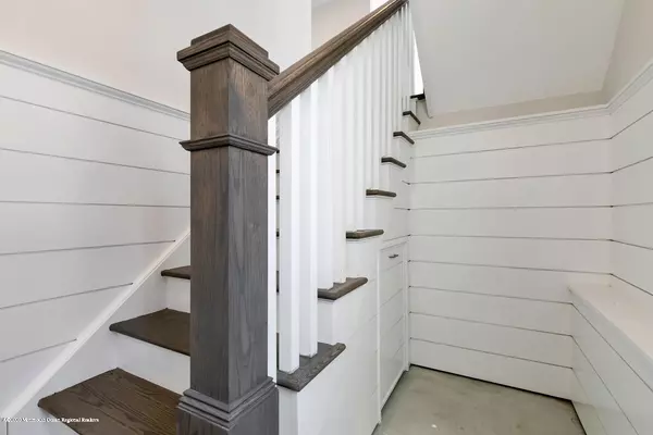 Monmouth Beach, NJ 07750,55 Monmouth Parkway