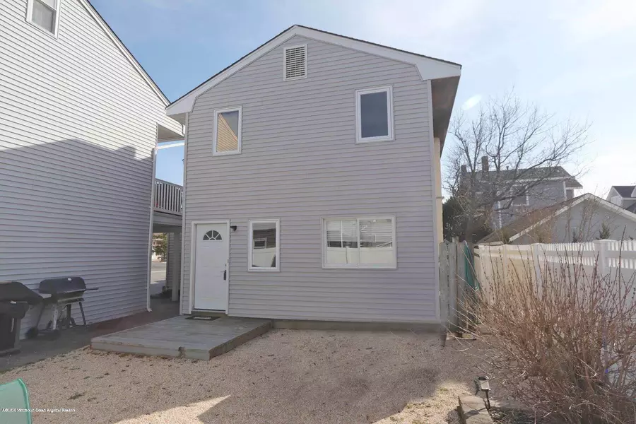 84 Grand Central Avenue #5, Lavallette, NJ 08735