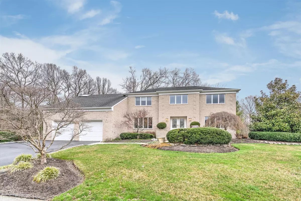 Farmingdale, NJ 07727,26 Ruset Lane