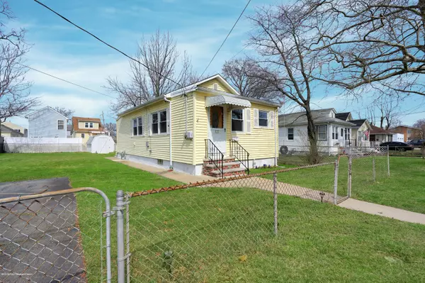 North Middletown, NJ 07748,127 Cedar Avenue