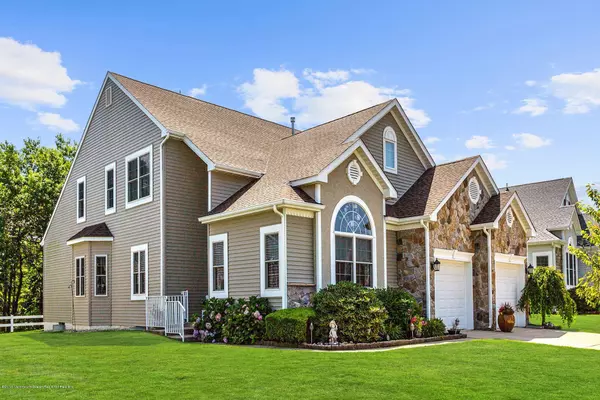 Waretown, NJ 08758,24 Spring Lake Boulevard