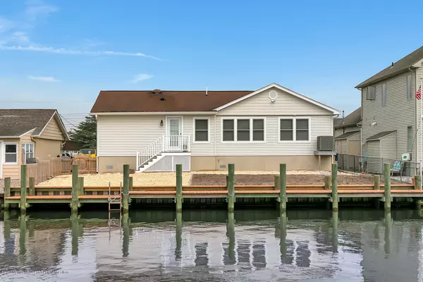 339 Cheryl Drive, Toms River, NJ 08753