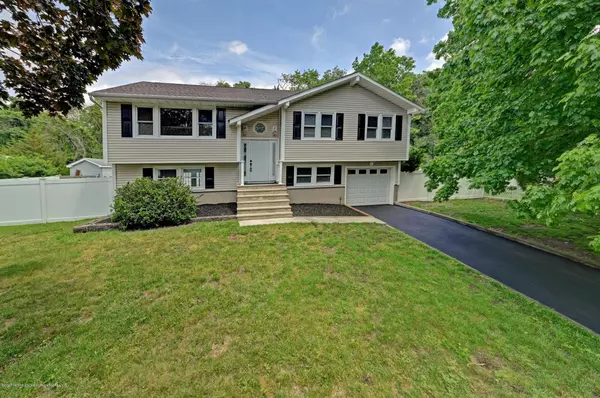 220 Haines Street E, Lanoka Harbor, NJ 08734