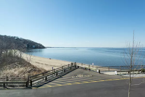 Highlands, NJ 07732,6 Lighthouse Pt Road #701