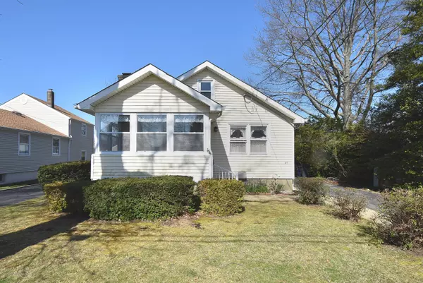 85 Curtis Place, Manasquan, NJ 08736