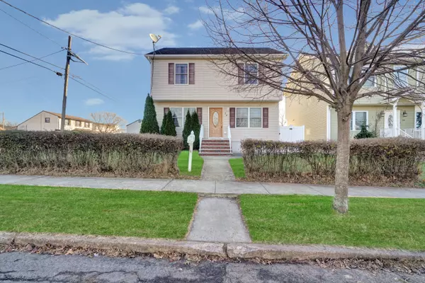 74 Hagaman Street, Port Reading, NJ 07064