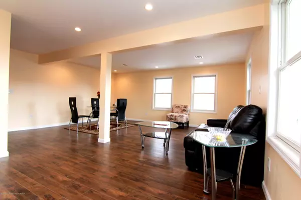 Matawan, NJ 07747,59 Church Street