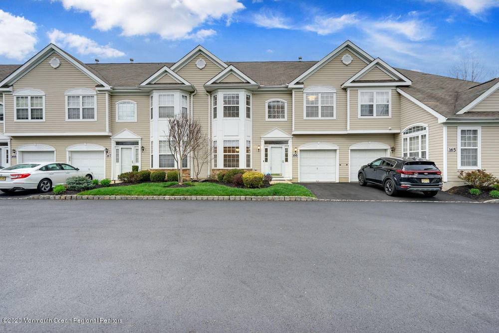 Manalapan, NJ 07726,166 Shinnecock Drive #4207