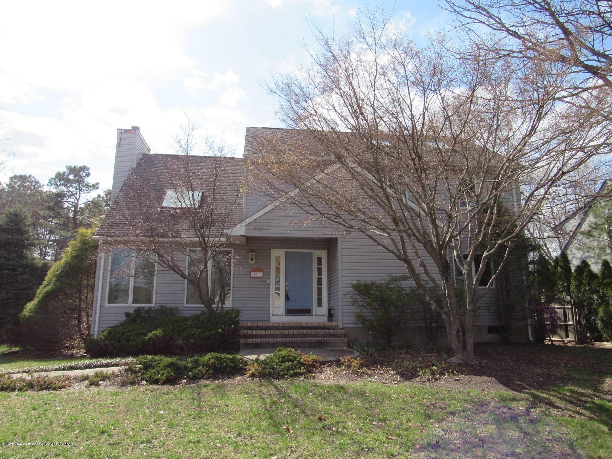 701 Manchester Street, Toms River, NJ 08757